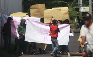 FOTO DEMONSTRASI JOGJA : Korupsi Musi Banyuasin Dituntut Tuntas