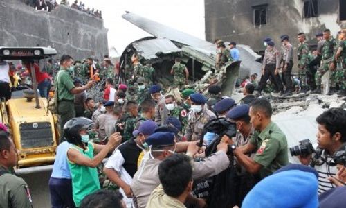 PESAWAT HERCULES JATUH : Pesan BBM Terakhir Lettu Pandu, Kopilot Cerdas dari Jogja