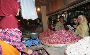 KEBUTUHAN POKOK SOLO : Harga Sembako Berangsur Turun