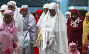 MUSIBAH DI MASJIDIL HARAM : Jemaah Masjid Purwokerto Salat Gaib Korban Jatuhnya Crane