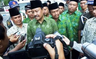 FOTO MUKTAMAR NU : Lokasi Dijamin Steril Gambar Kandidat