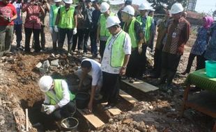 PELAYANAN KESEHATAN : RSUD Wonogiri Bangun Poliklinik Senilai Rp14,986 Miliar