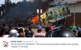 PESAWAT JATUH : 5 Orang Tewas, 7 Kru Masih Dicari