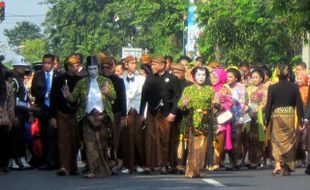 PERNIKAHAN GIBRAN-SELVI : Disuguhi 400 Loyang Martabak 16 Rasa, Ini Komentar Tamu