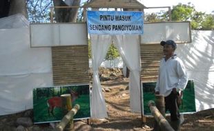 PERNIKAHAN PERI DENGAN MANUSIA : Malam Ini, Jagong Bayi Kembar Dampit Peri Setyowati Digelar di Alas Begal Ngawi