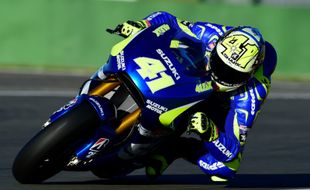 MOTOGP CATALUNYA 2015 : Ini Rekor Pertama Suzuki, Dominasi Posisi Terdepan