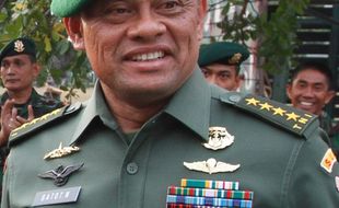 PANGLIMA TNI BARU : Sertijab, Gatot Gantikan Moeldoko Pimpin TNI