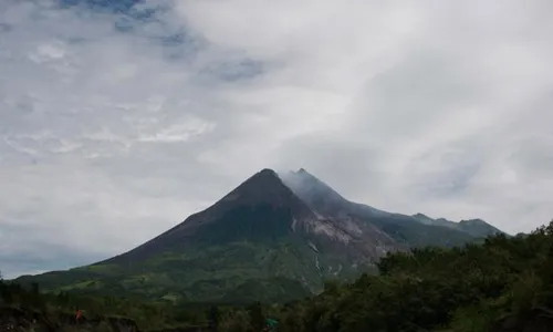 HUT RI, Jumlah Pendaki Gunung Merapi Dibatasi pada 15-17 Agustus