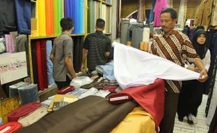 Pebisnis Tekstil Pesimistis Raih Cuan di Tahun Ajaran Baru