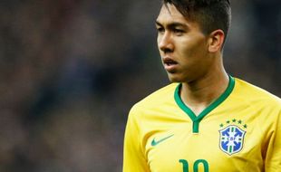 BINTANG LIVERPOOL : Firmino Absen di Tur Pramusim The Reds