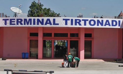 AMBIL ALIH TERMINAL : Pengelolaan Terminal Tirtonadi di Pemerintah Pusat, Sektor Komersial Tetap Dikelola Pemkot.