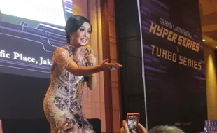 Yuni Shara Jadi Juri Lomba Menyanyi di Rutan Pondok Bambu