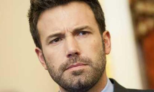 FILM TERBARU : 3 Film Batman Bakal Diperankan Ben Affleck