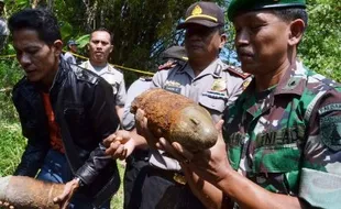 FOTO BOM MADIUN : 3 Bom PD II Tertanam di Madiun