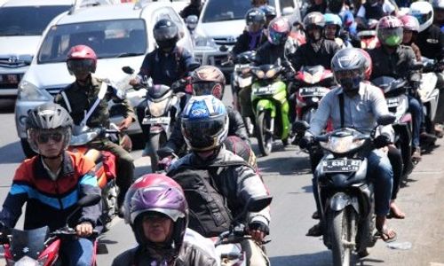 MUDIK LEBARAN 2015 : Tiap Menit, 80 Kendaraan Masuk Klaten Kota