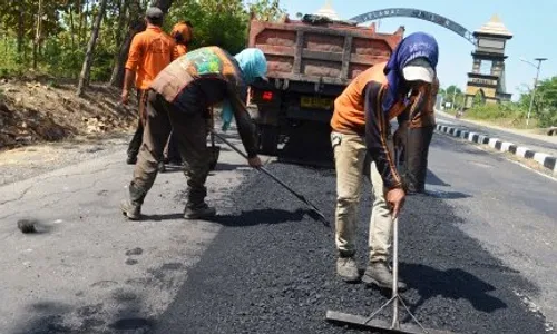 JALUR MUDIK LEBARAN 2017 : Pengerjaan Jalan Dihentikan Sepekan sebelum Lebaran