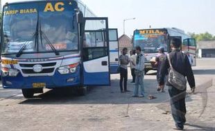 MUDIK LEBARAN 2015 : Penumpang Turun di Terminal Madiun Capai 10.000 Orang