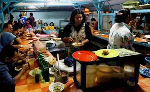 KULINER MADIUN : Puluhan Chef Se-Madiun Raya Beradu Memasak di Hotel Aston