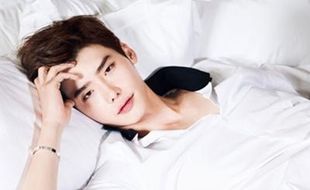 K-POP : Lee Jong Suk Komentari Peran Jahatnya di Film V.I.P.