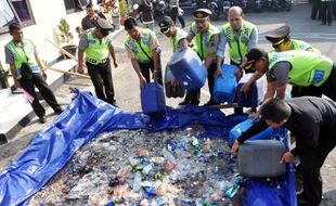 FOTO AGENDA PRESIDEN : Jokowi Ceramahi Calon Perwira Remaja