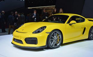 PAMERAN OTOMOTIF : Begini Penampakan Porsche Terbaru yang Bakal Rilis di Indonesia