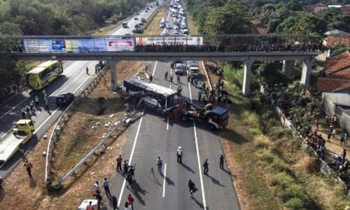 IZIN TRAYEK BUS : Dishubkominfo Jateng Rekomendasikan Pencabutan Izin Bus Rukun Sayur