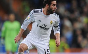 KONTRAK PEMAIN : Dani Carvajal Bertahan di Madrid Hingga 2020