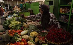 HARGA KEBUTUHAN POKOK : Harga Cabai di Jogja Perlahan Turun