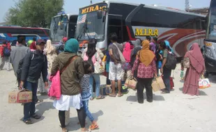 INFO MUDIK 2016 : 36 Bus Angkut Ratusan Penumpang ke Jakarta dan Bandung