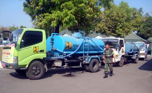 KEKERINGAN SRAGEN : Kodim Bantu 36.000 Liter Air