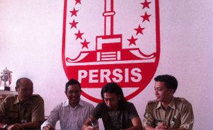 PIALA KEMERDEKAAN 2015 : Persis Solo Tersingkir, Duo Striker Langsung Diincar