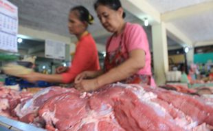 KELANGKAAN DAGING SAPI : Daging Sapi Mahal karena Sistem Logistik Bermasalah