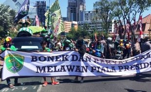 PIALA PRESIDEN 2015 : Massa Persebaya 1927 Beraksi, Surabaya Macet 3 Hari?