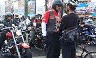 AKTIVIS SEPEDA ADANG MOGE : Begini Dukungan Madiun Bersepeda untuk Pengadang Konvoi Motor Gede