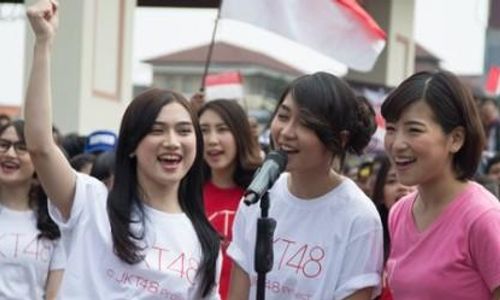 KABAR ARTIS : HUT Kemerdekaan RI, JKT48 Gelar Nyanyi Bareng dan Handshake