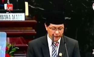 SIDANG MPR : Inilah Isi Doa K.H Khoirul Muna yang Menghebohkan 