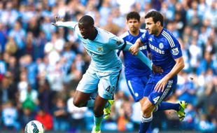 LIGA INGGRIS 2015/2016 : Bantai Chelsea 3-0, City Puncaki Klasemen