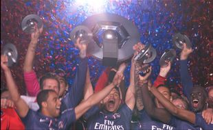 PIALA SUPER PRANCIS 2015 : Tekuk Lyon 2-0, Paris St Germain Juara