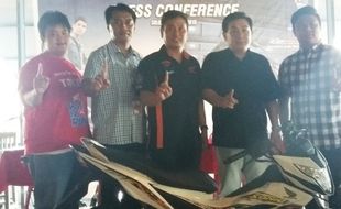 SEPEDA MOTOR TERBARU : Honda Luncurkan Sonic 150R dan CB150R Street Fire di Solo