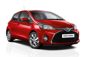 MOBIL TOYOTA : Yaris Bermesin Bensin-Listrik Hadir di Inggris