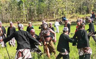 ADAT GUNUNGKIDUL : Cing-Cing Goling Dipercaya Datangkan Berkah dan Rezeki