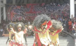 KESENIAN RAKYAT : 38 Grup Meriahkan Festival Tari Rakyat Boyolali