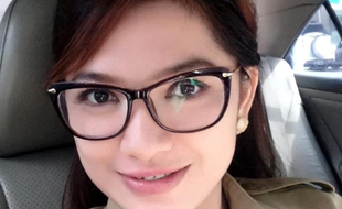 CAMAT CANTIK JANE WAURAN : Aduhai..., Cantiknya Camat Madidir Janita Jane Wauran