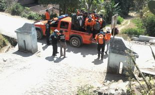 KEBAKARAN MERBABU : 3 Hari Naik Turun Gunung Hanya untuk "Mengalah" dengan Api