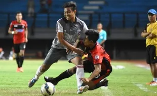 ISC B 2016 : PERSIBA BANTUL VS PERSINGA : 30 Menit Berjalan, Belum Ada Gol di Stadion Sultan Agung