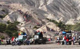 WISATA JATIM : Wisatawan ke Bromo Tinggal 5%