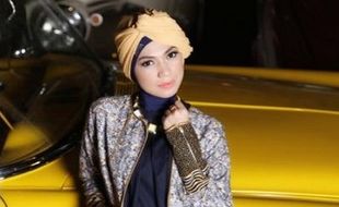 HARI RADIO NASIONAL : Indah Nevertari hingga Slank Kasih Ucapan, Sekali di Udara Tetap di Udara!