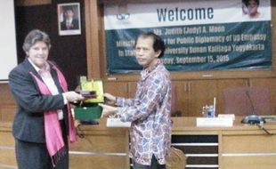 KAMPUS JOGJA : Kedubes Amerika Ajak Diskusi Mahasiswa dan Dosen UIN