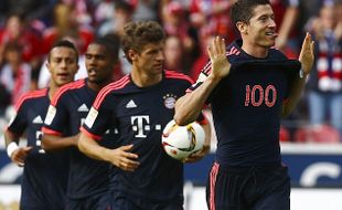 KABAR PEMAIN : Sudah Cetak 100 Gol, Lewandowski Ukir Rekor