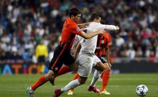 REAL MADRID VS SHAKHTAR DONETSK : El Real Hantam Shakhtar 4-0, Ronaldo Hattrick